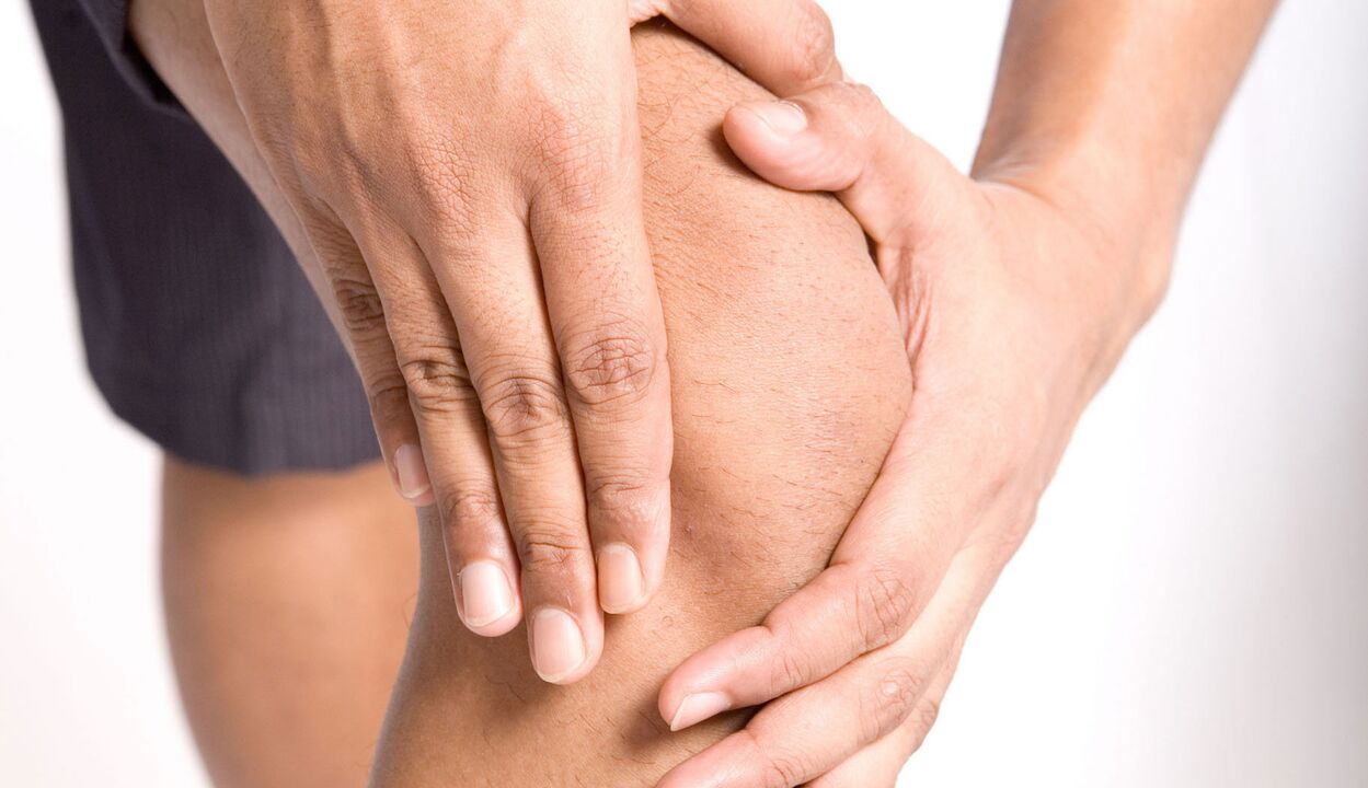 Schmerzen im Kniegelenk mit Arthritis und Osteoarthritis