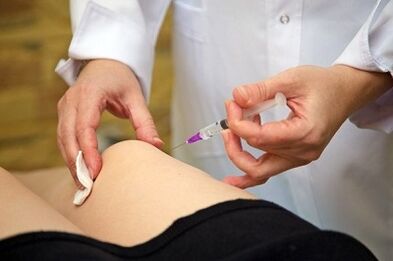 Injektionen zur Behandlung von Arthrose des Kniegelenks